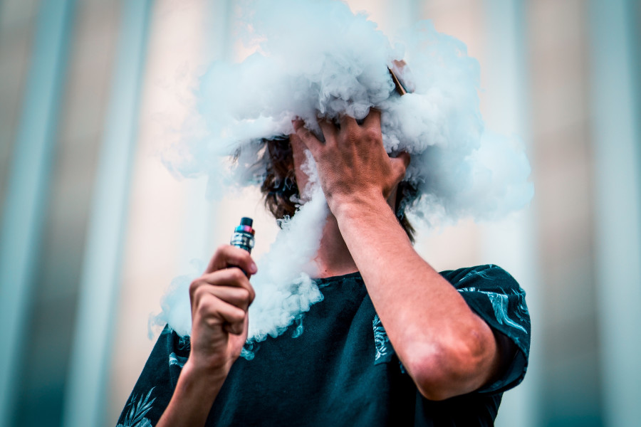 Elux legend Vape Myths: Dispelling Misconceptions About E-Cigarettes
