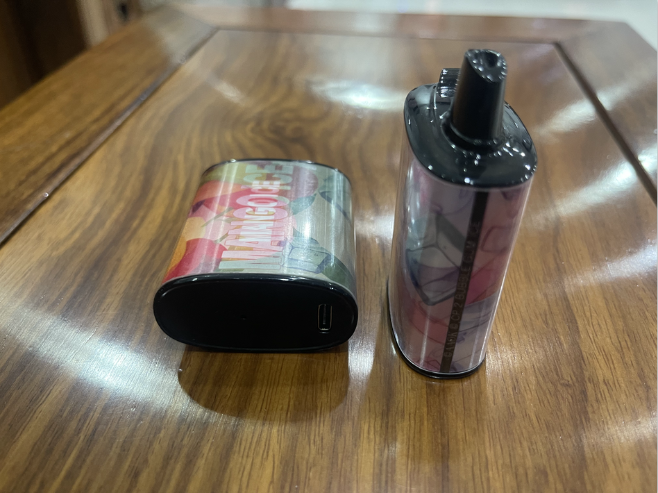 Disposable Vapes and E-Liquid Safety: What You Should Be Aware Of